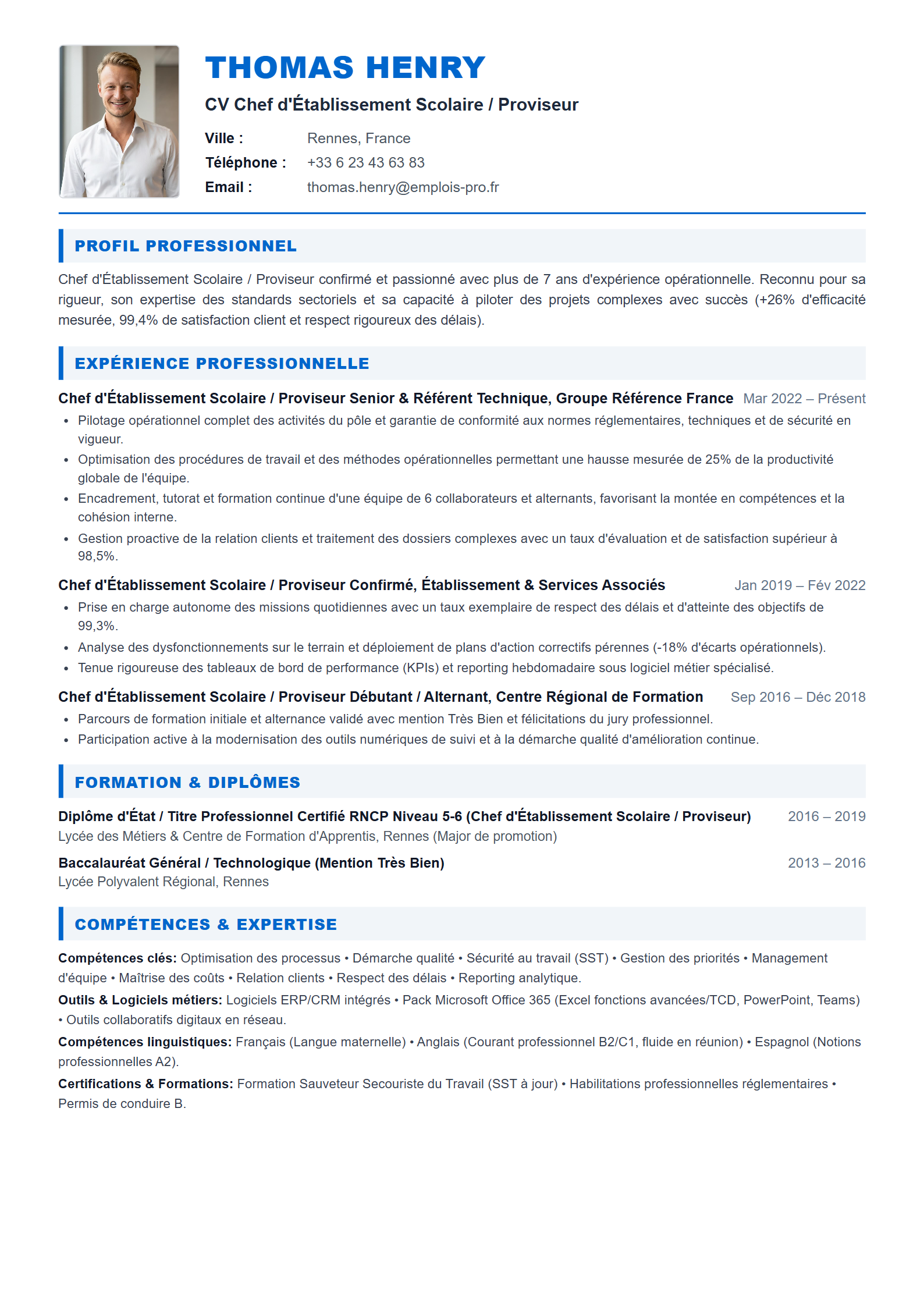 Chef d'Établissement Scolaire / Proviseur Resume Example